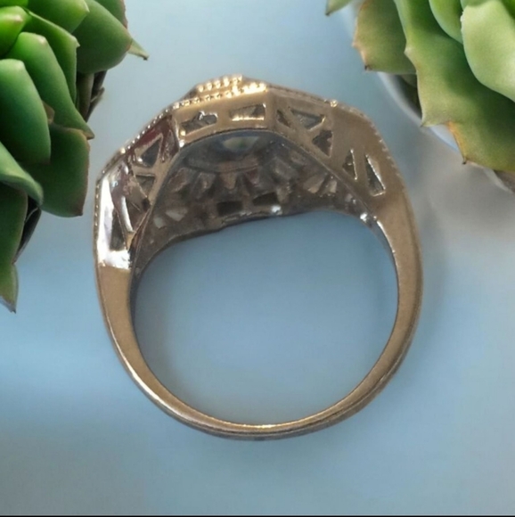 925 Silver and Blue Gemstone Ring - Picture 6 of 14